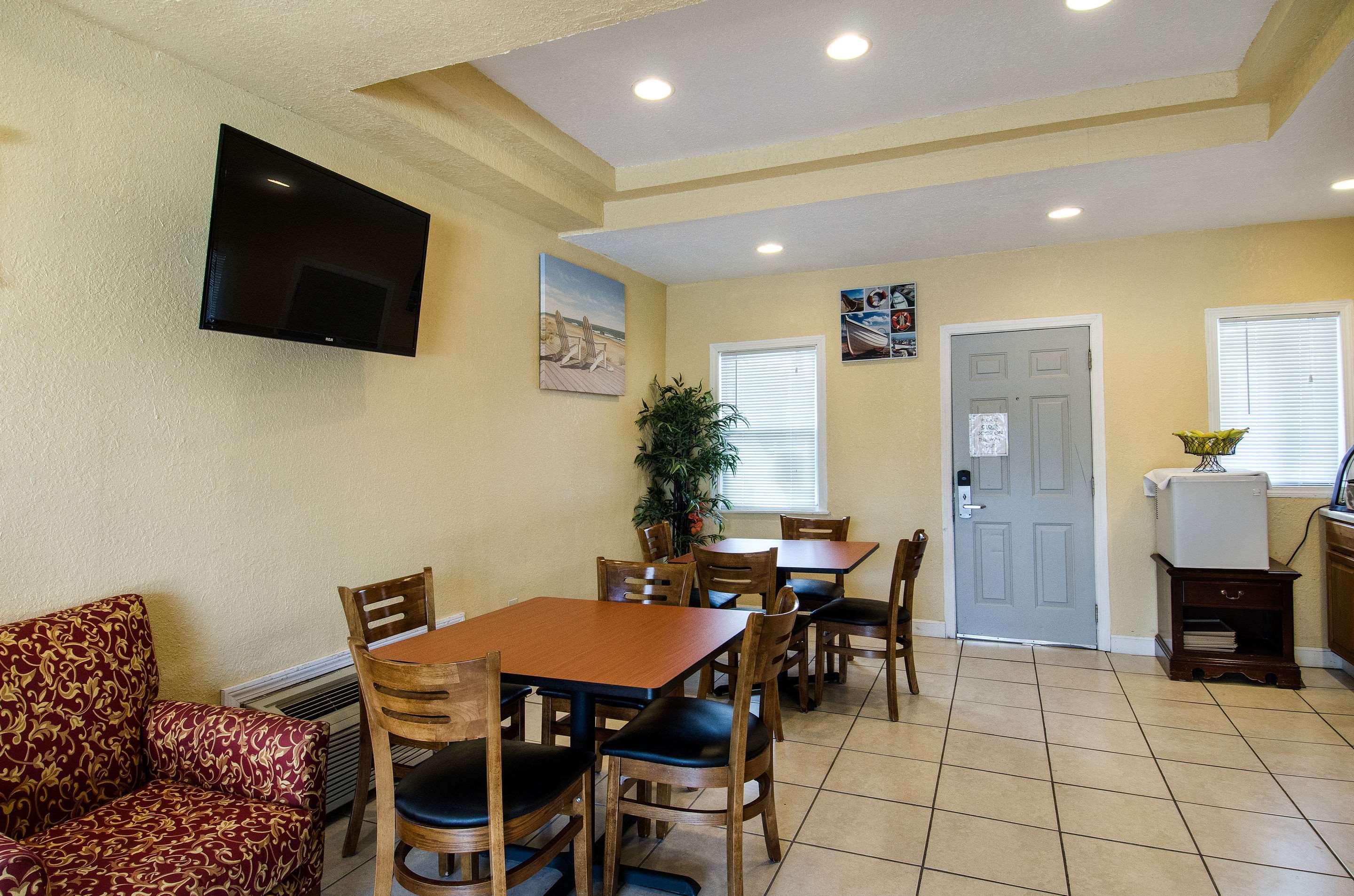Econo Lodge By Choice - Cape Cod West Yarmouth Zewnętrze zdjęcie